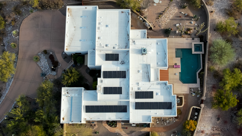 An overhead view of Doug & Maggies's home with solar and energy storage.